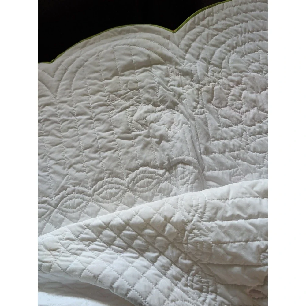 Vintage Hand-stitched Quilt 81*96